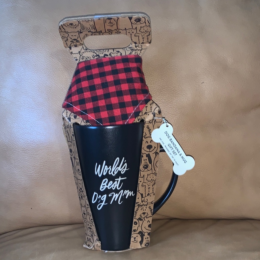 🌺 Black World's Best Dog Mom Mug & Red Black Checkered Bandana NWT